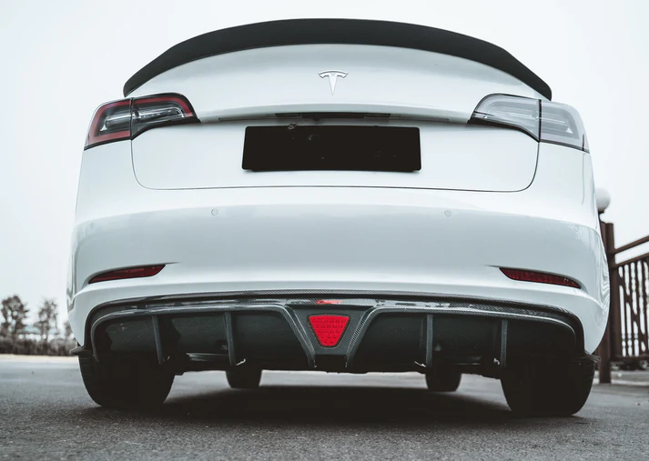 TESEVO Carbon Fiber Rear Spoiler for Model 3 - Tesevo