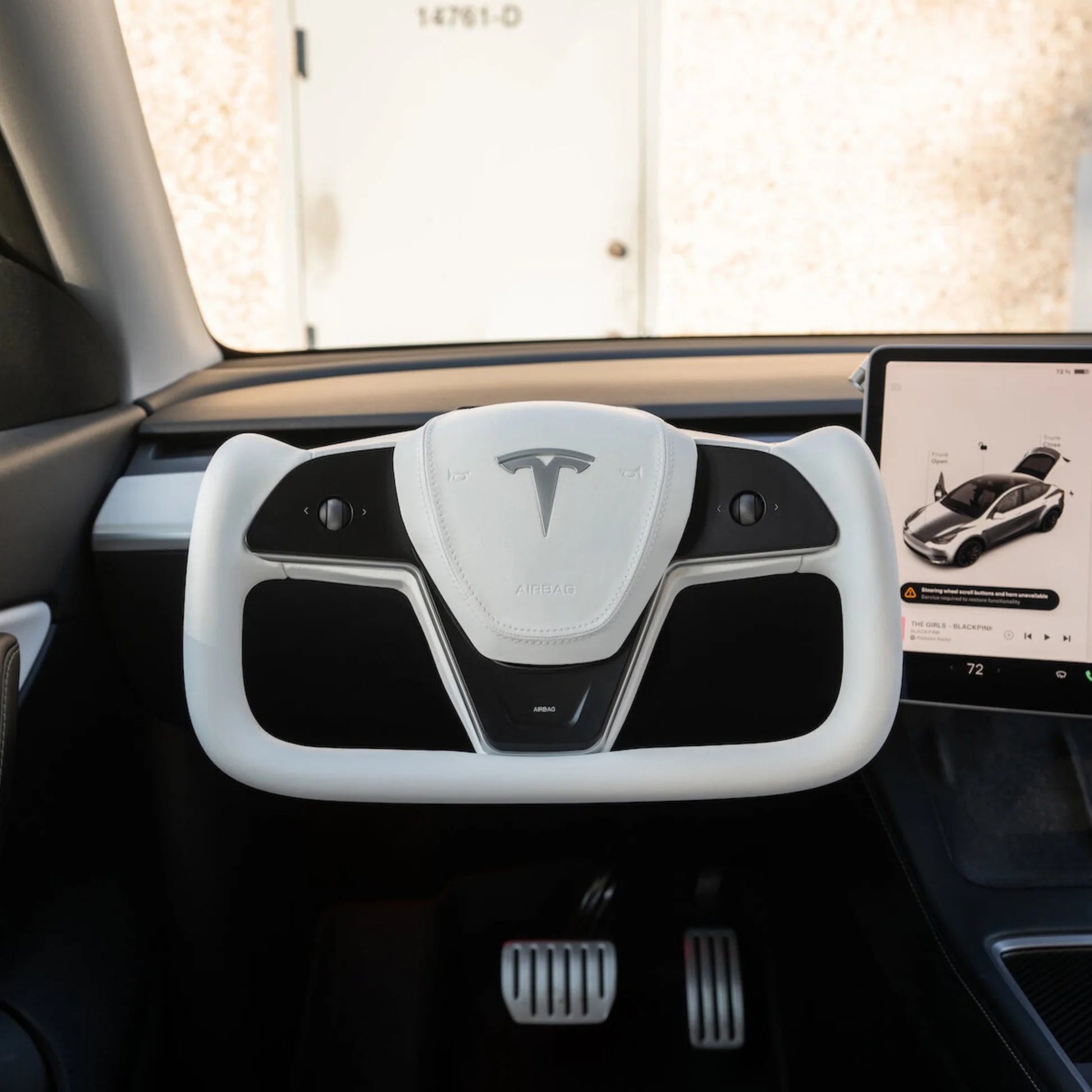 Tesevo Yoke Plaid Steering Wheel for Tesla Model 3 / Y¡¾White Leather¡¿ - Tesevo